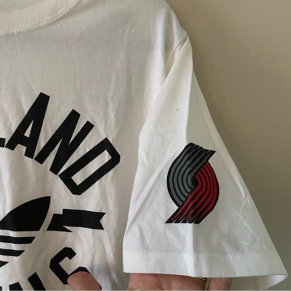 NWT Adidas Portland Trail Blazers tshirt - Picture 3 of 9